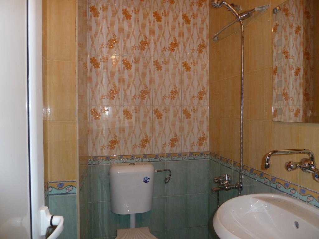 Tarnovski Dom Guest Rooms Veliko Tarnovo Værelse billede